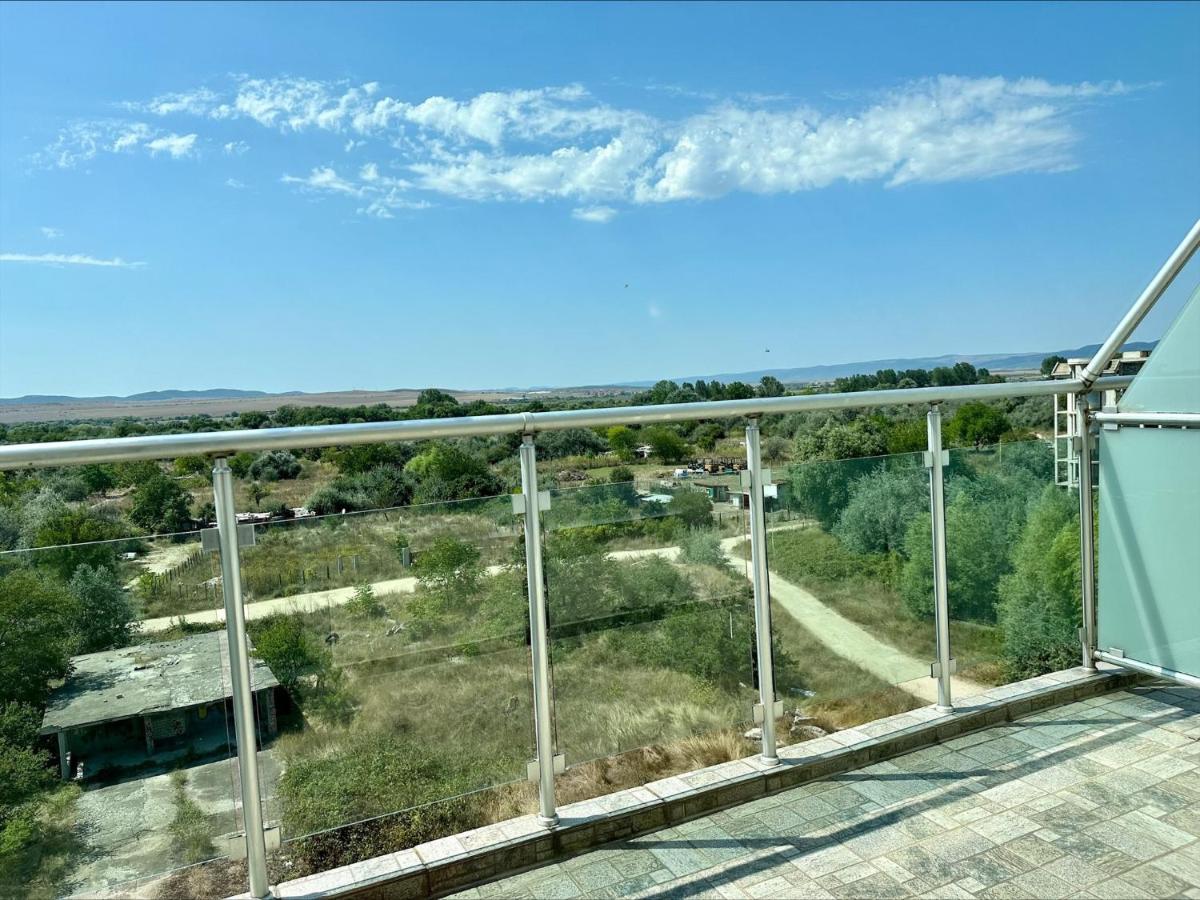 Julia Family - Menada Apartments