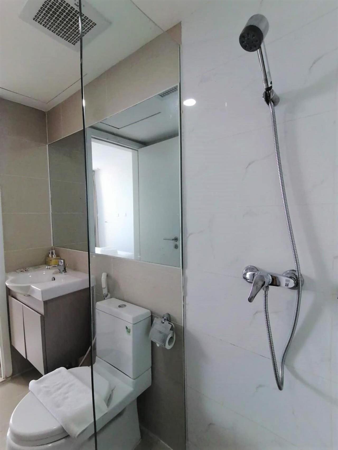 ImPian 1BR condo view 3