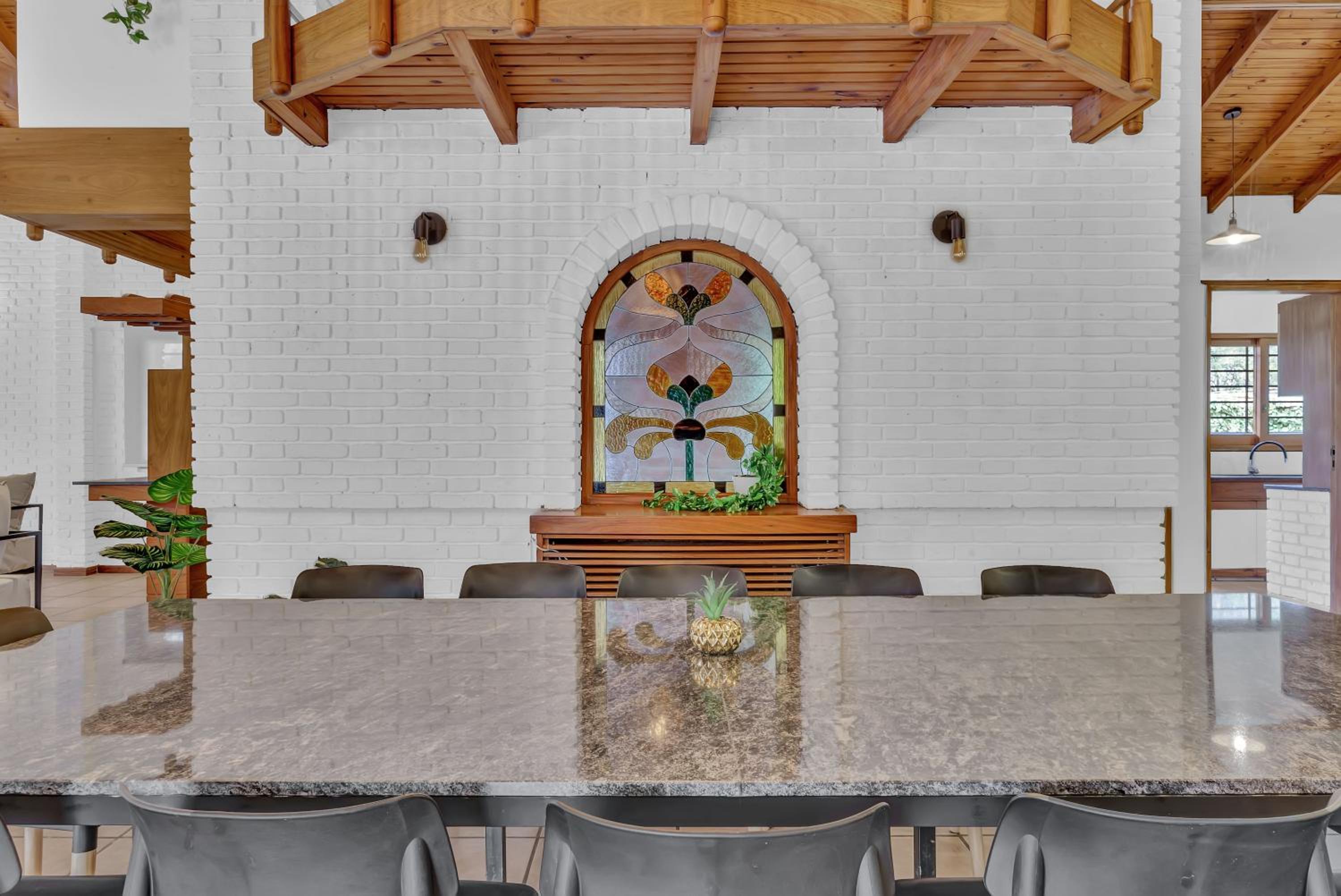Fliphaus Wine Country - 19 Pax 7 Bd House