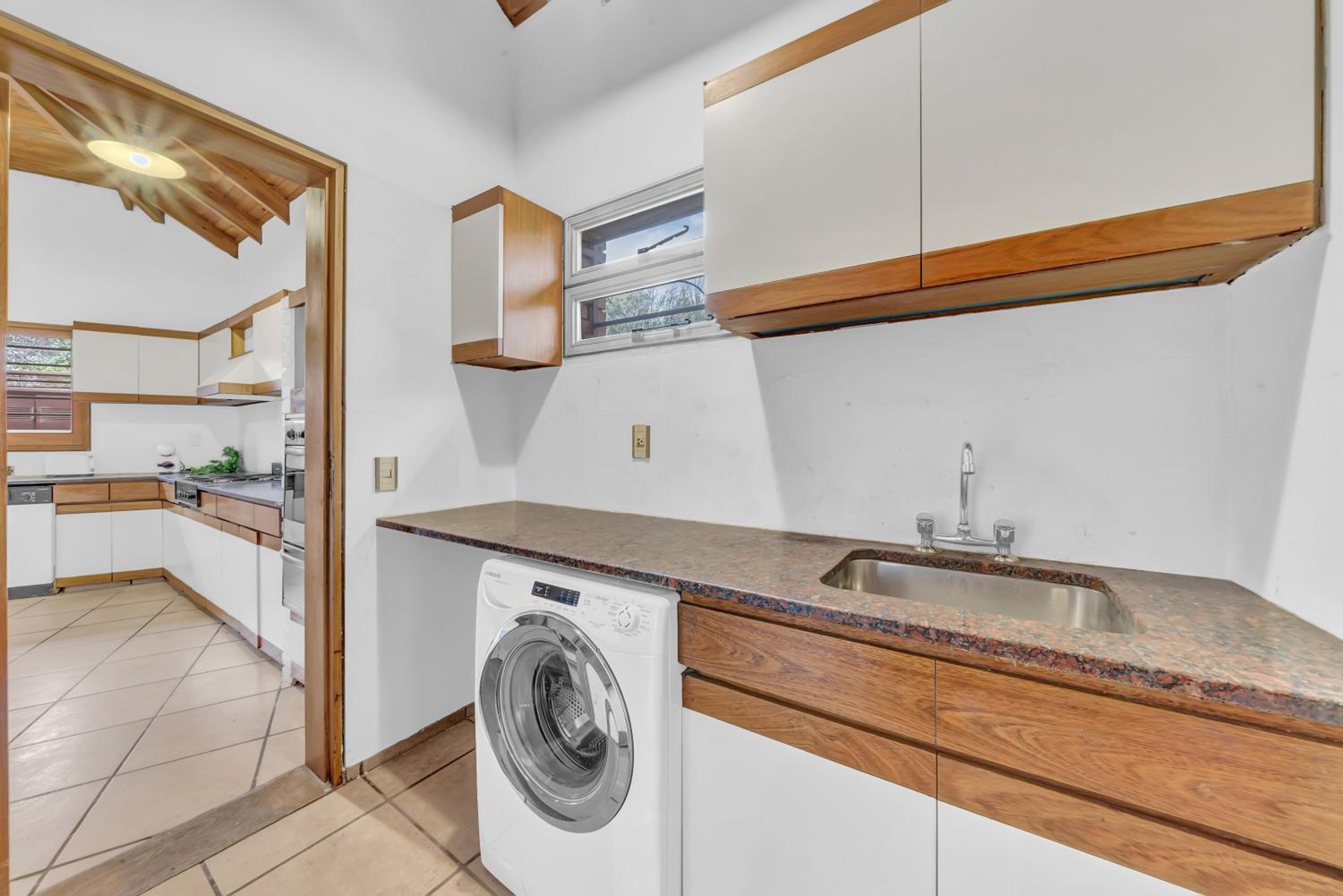 Fliphaus Wine Country - 19 Pax 7 Bd House