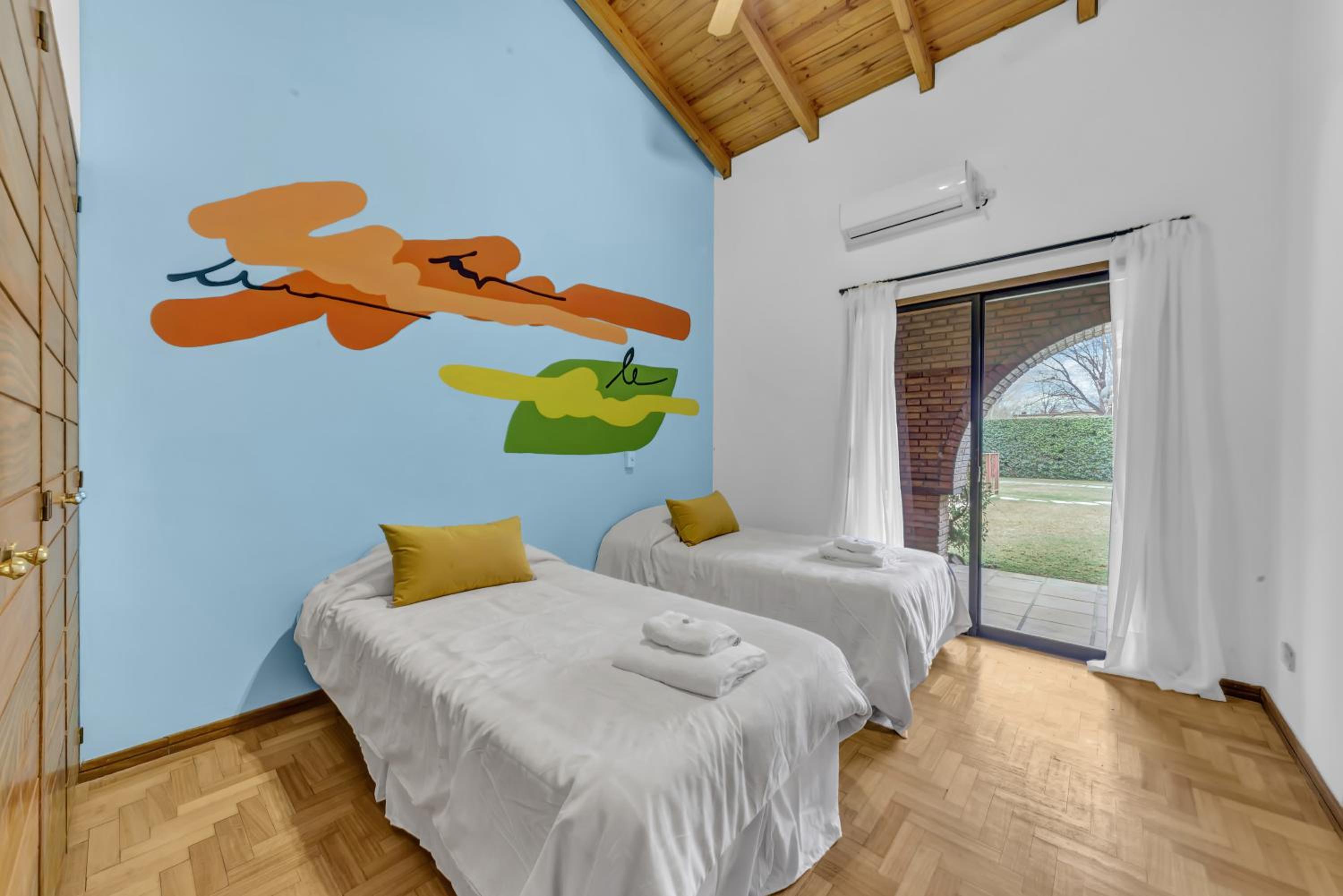Fliphaus Wine Country - 19 Pax 7 Bd House