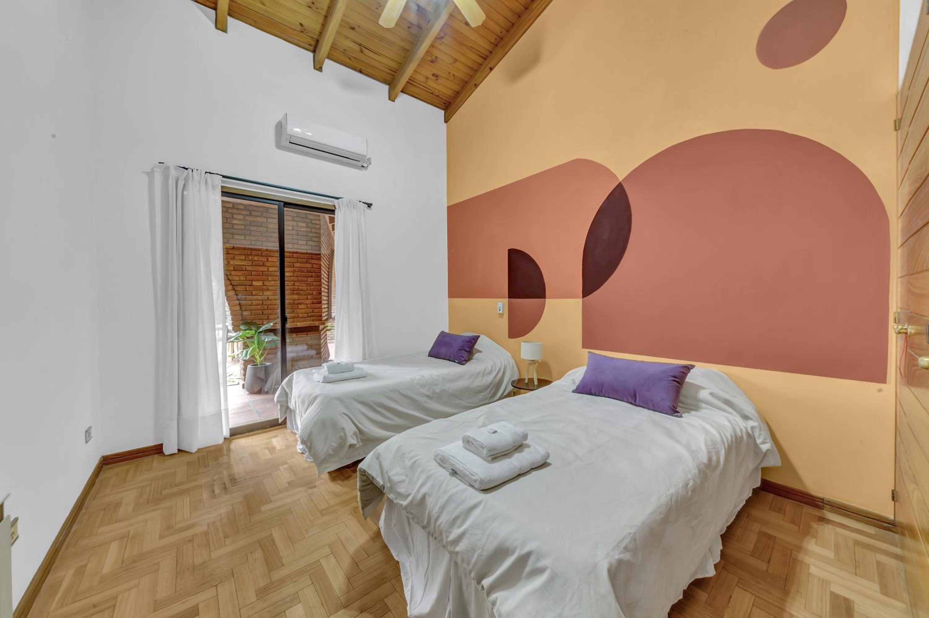 Fliphaus Wine Country - 19 Pax 7 Bd House