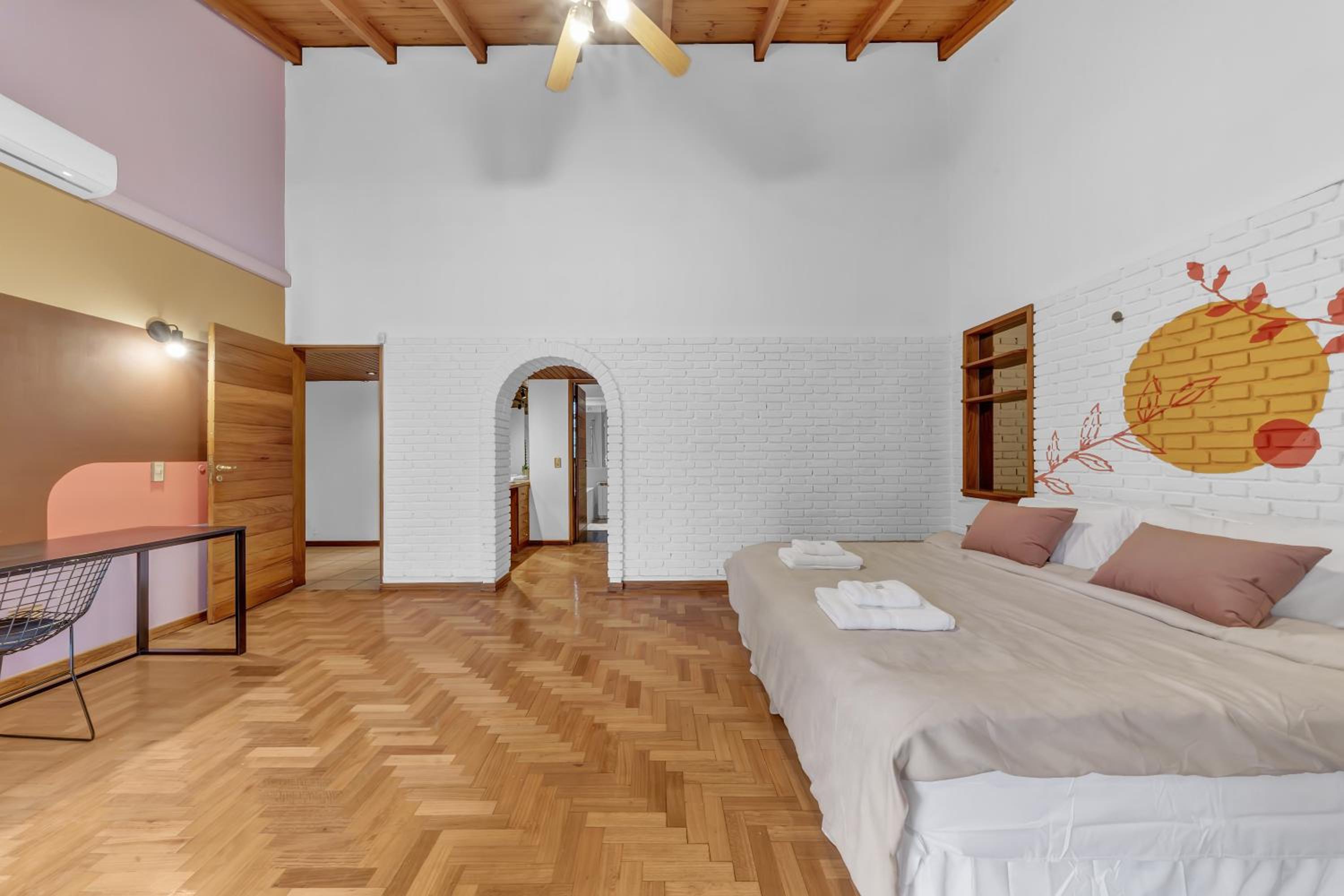 Fliphaus Wine Country - 19 Pax 7 Bd House