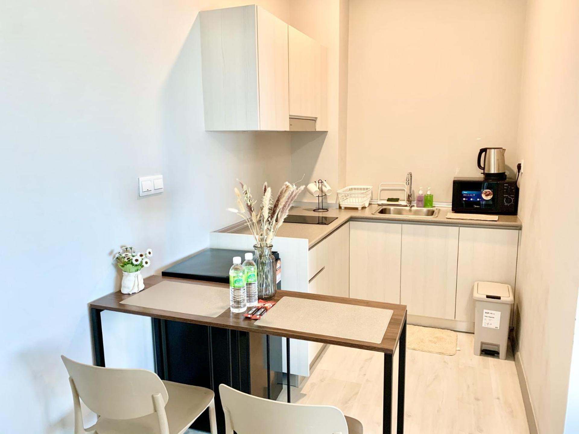 Deco Home @Jesselton Quay view 5