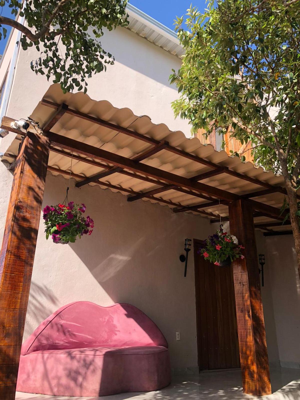Casa em Alto Paraíso com vista para as montanhas no Eldorado ao lado do centro