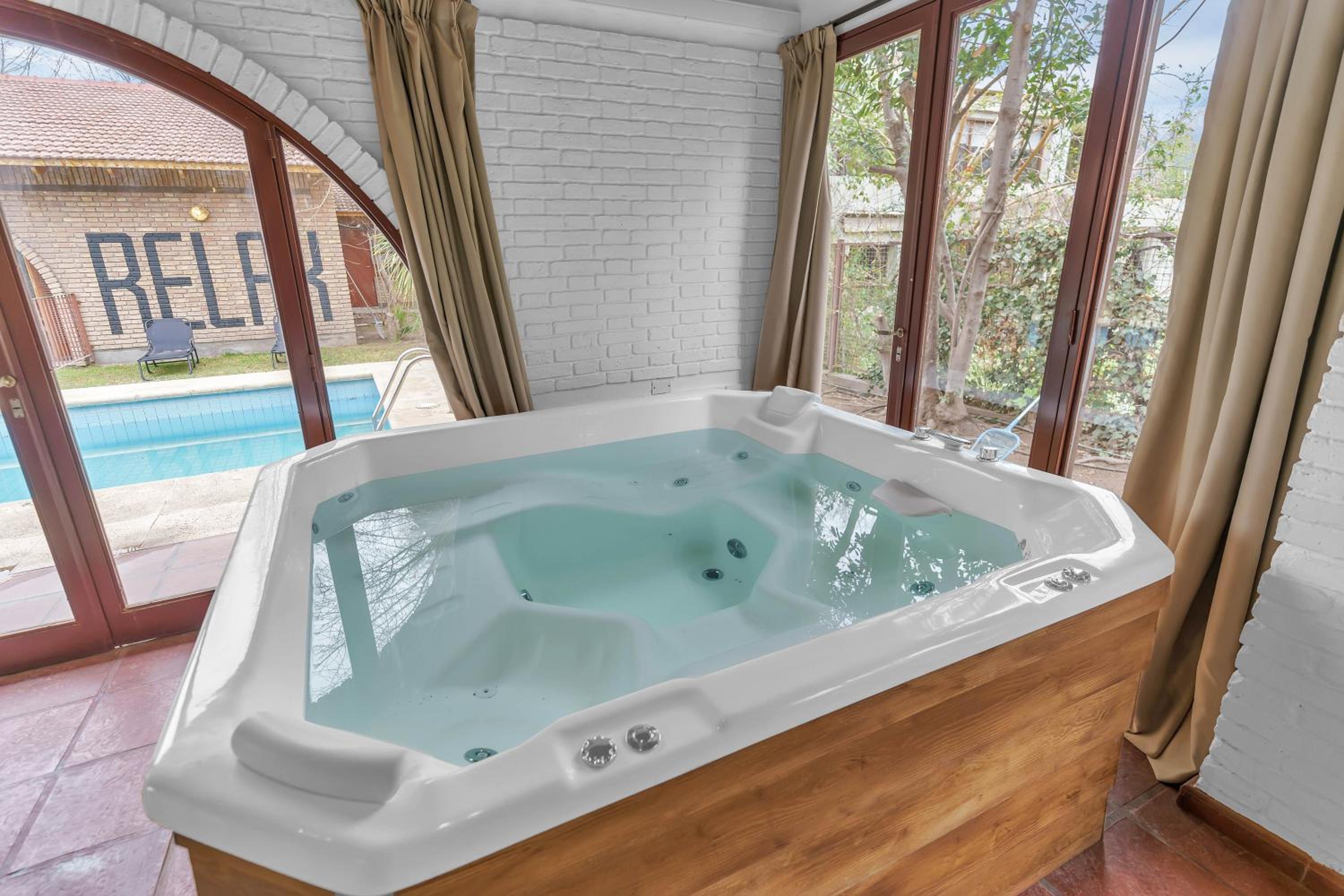 Fliphaus Wine Country - 19 Pax 7 Bd House