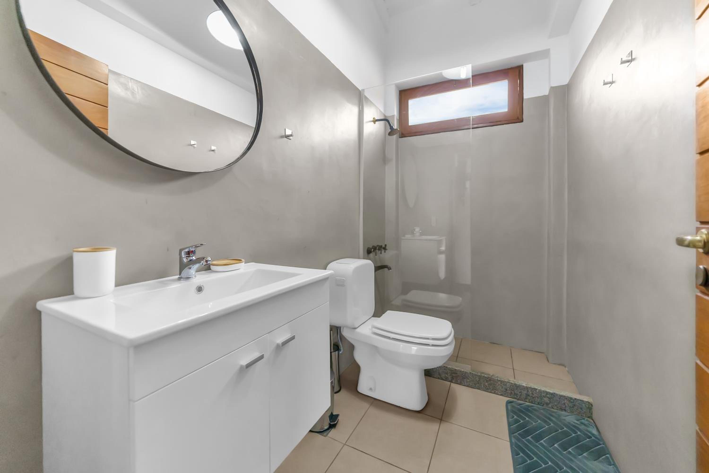 Fliphaus Wine Country - 19 Pax 7 Bd House