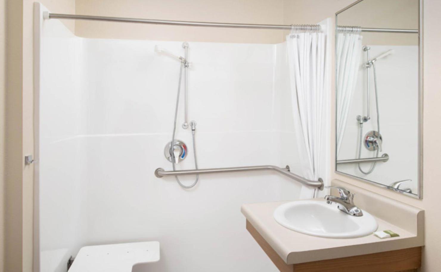 Sioux Falls Vacations - WoodSpring Suites Sioux Falls - Property Image 4