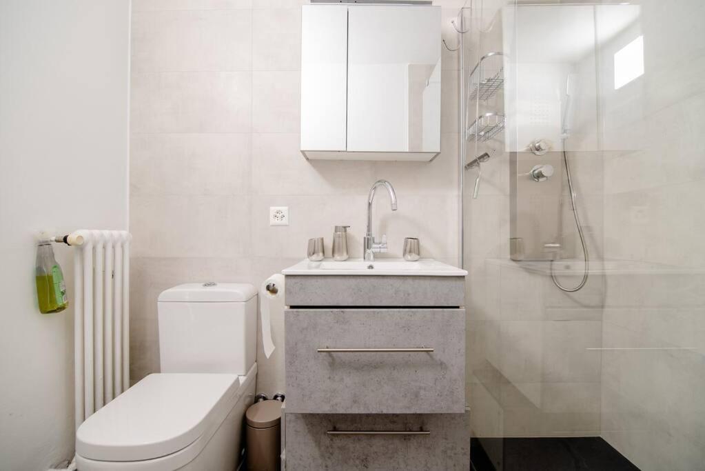 Lugano Ferienwohnung nähe vom See mit Swimmingpool & Sauna