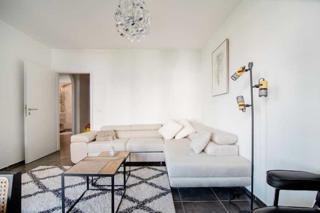Lugano Ferienwohnung nähe vom See mit Swimmingpool & Sauna