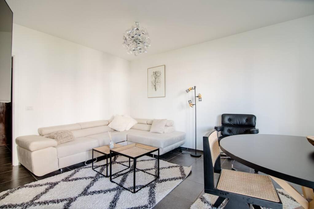 Lugano Ferienwohnung nähe vom See mit Swimmingpool & Sauna