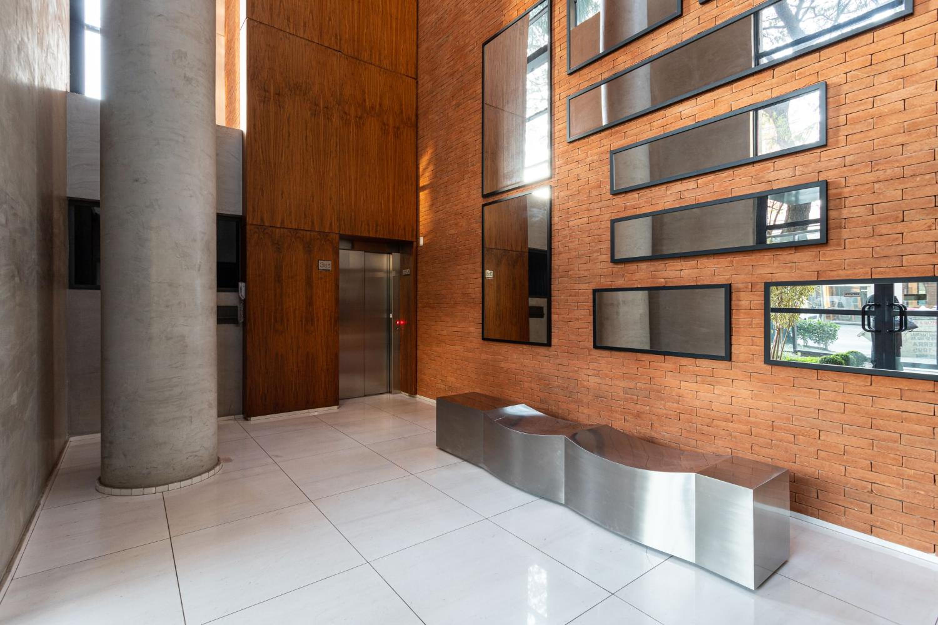 Upper Itaim by Viva - Prédio completo com piscina no Itaim Bibi próximo a Faria Lima