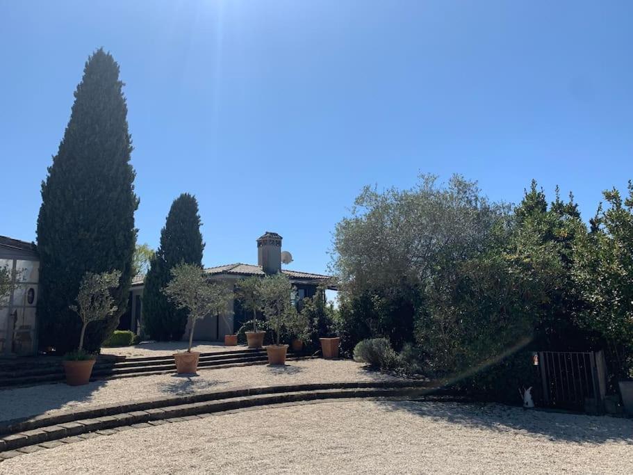 Lake Bracciano scenic view & Rome 35 minutes away view 2