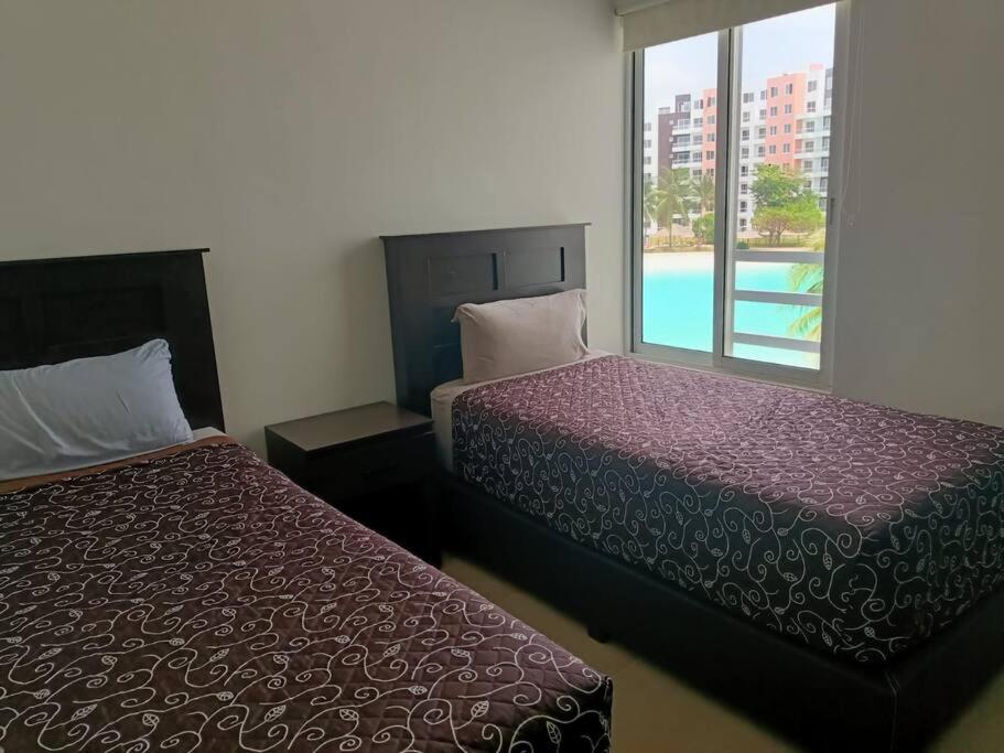 Beautiful condo in Cancun! Dreams Lagoon
