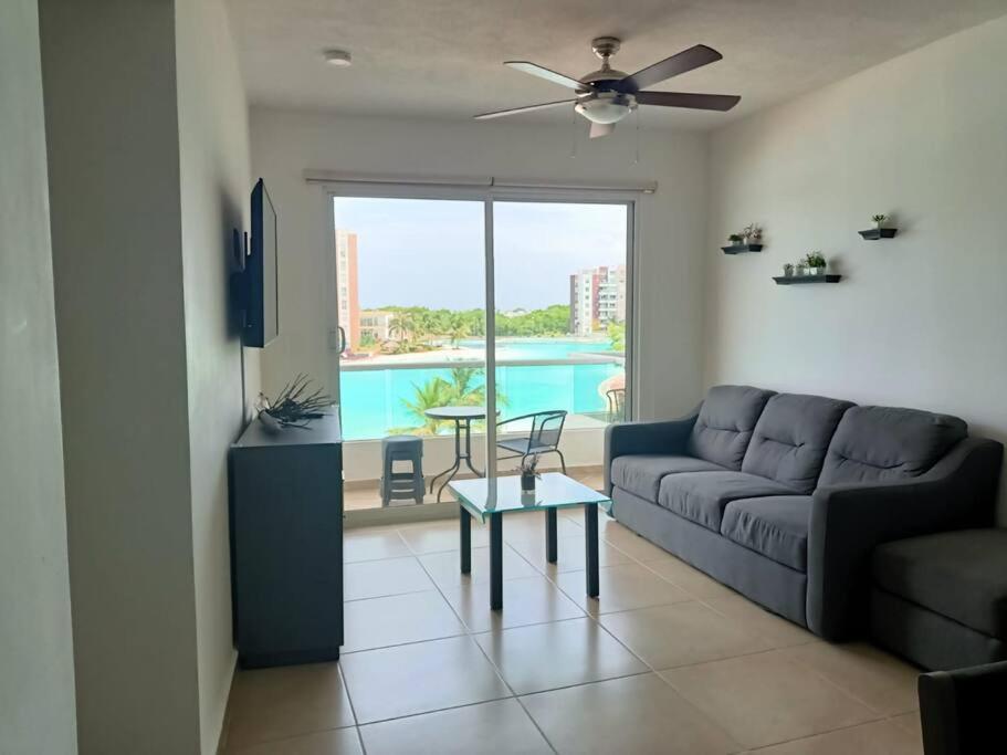 Beautiful condo in Cancun! Dreams Lagoon