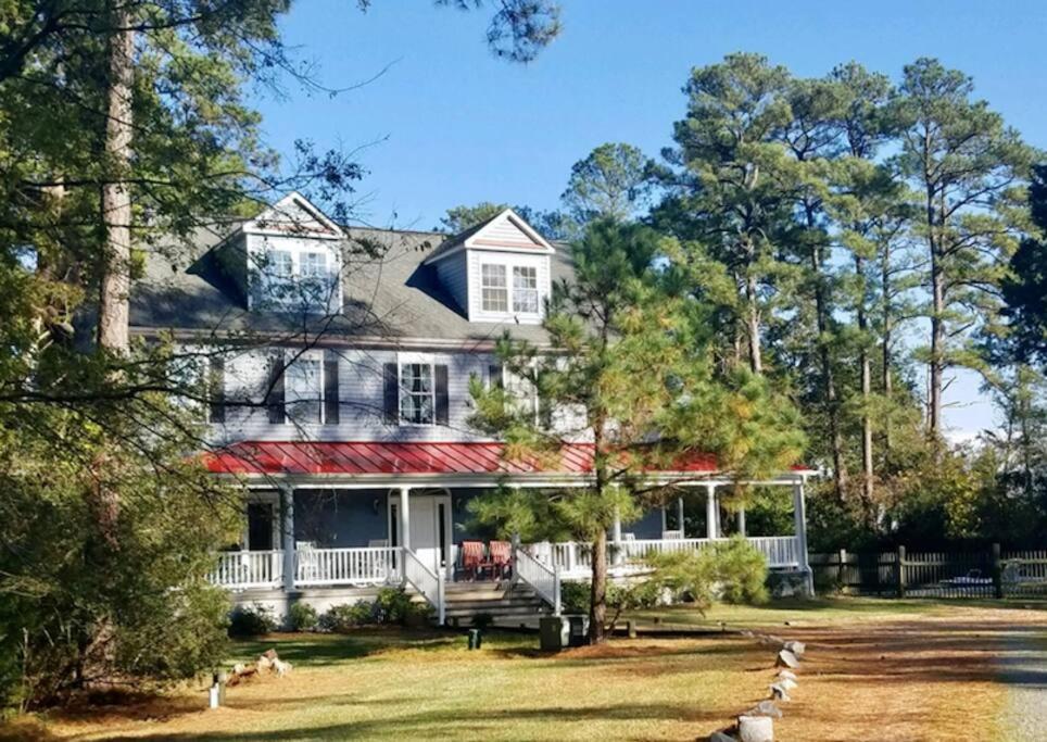 Saddle Beach Chesapeake Waterfront Estate w/Pool, Private Beach view 2