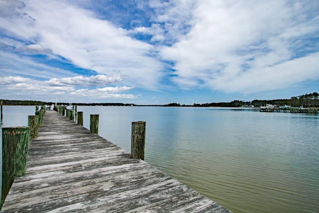 Saddle Beach Chesapeake Waterfront Estate w/Pool, Private Beach view 4