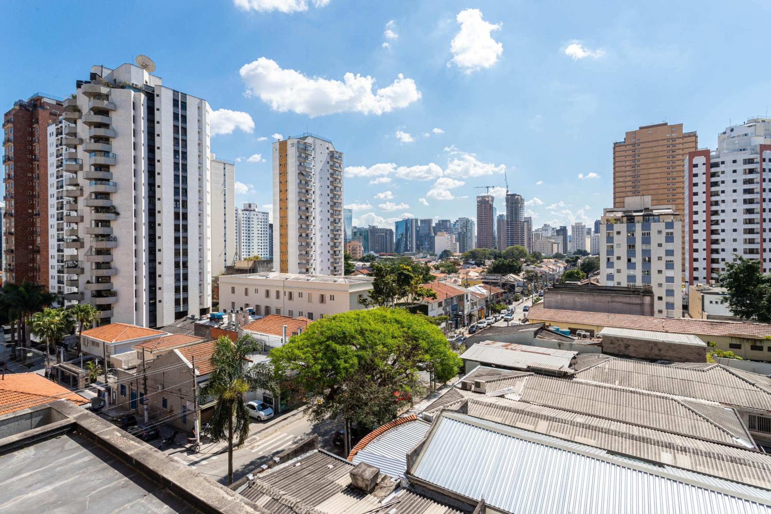 Upper Itaim by Viva - Prédio completo com piscina no Itaim Bibi próximo a Faria Lima