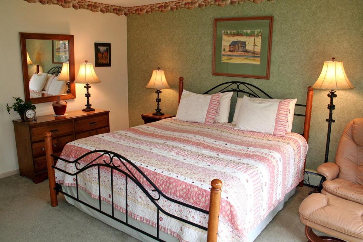 Fawn Valley Inn- 240 condo - Property Image 3