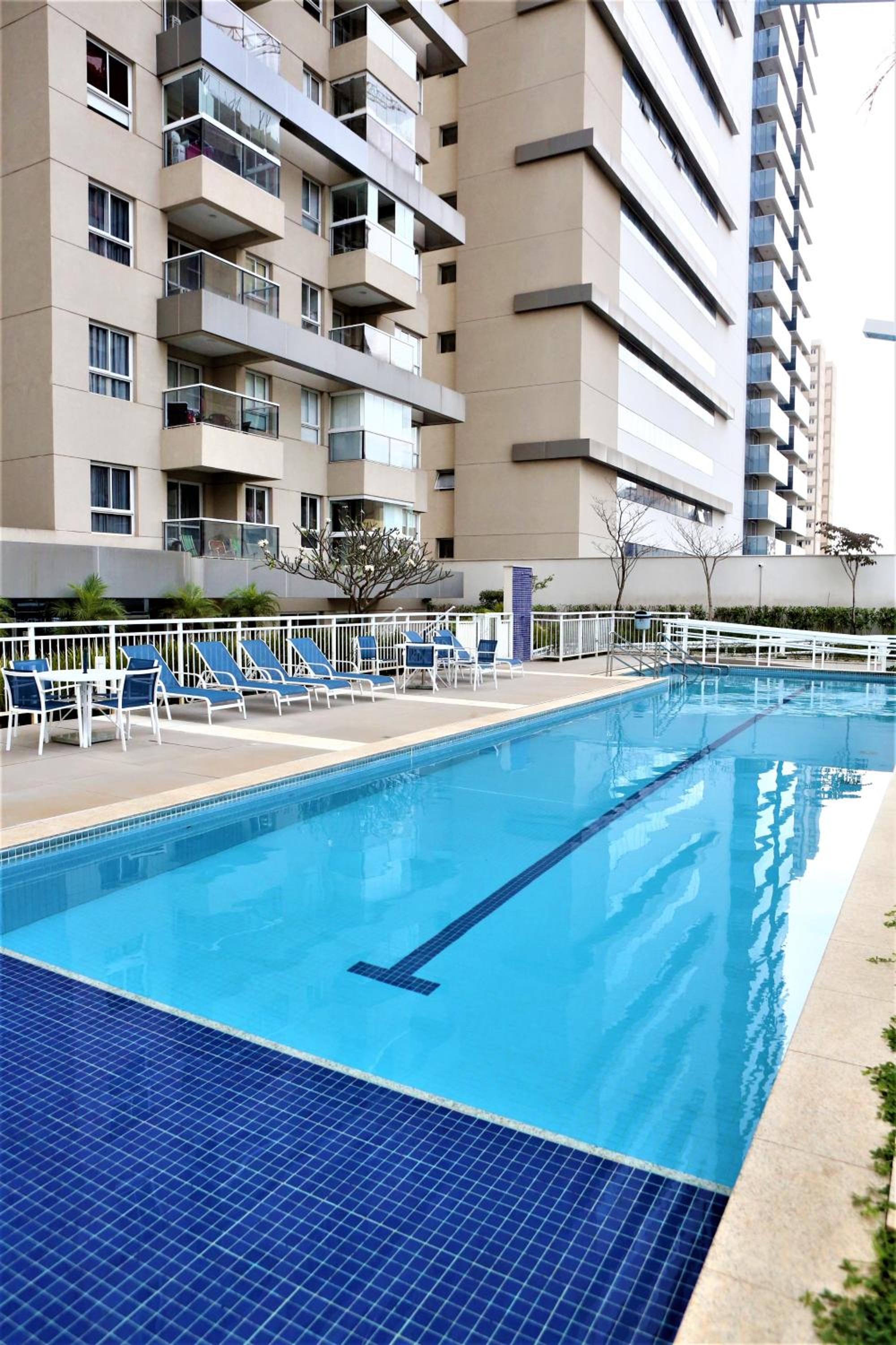 Apartamento 1604 no Bosque com um quarto, sala, cozinha completa, uma vaga de garagem, lazer e portaria 24h