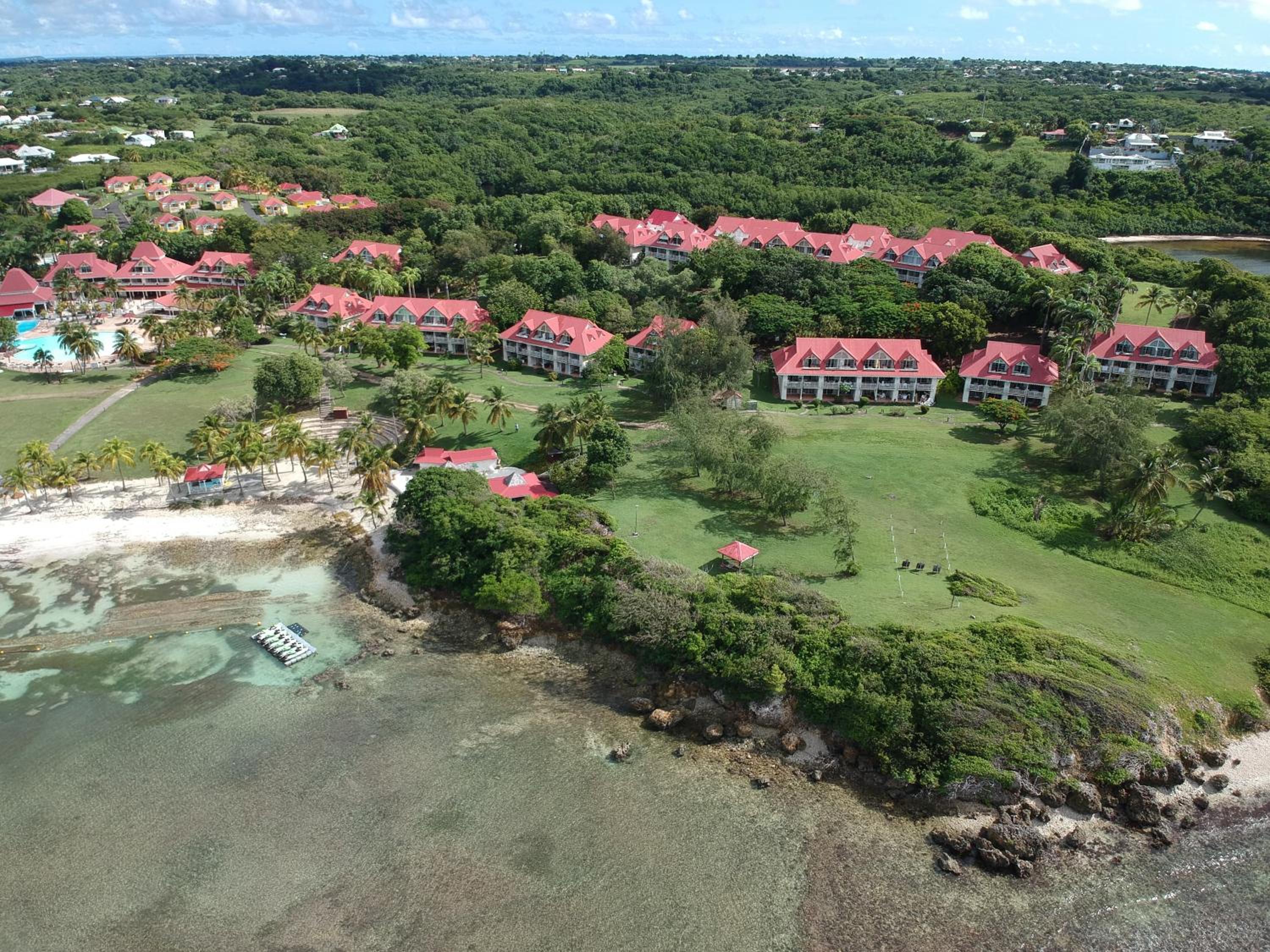 Studio Cannelle Vue Mer Village Vacances Sainte Anne view 5