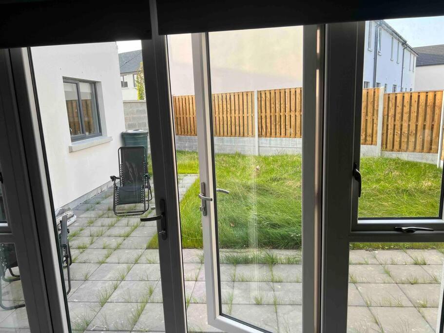 3 bed rooms Vip family house