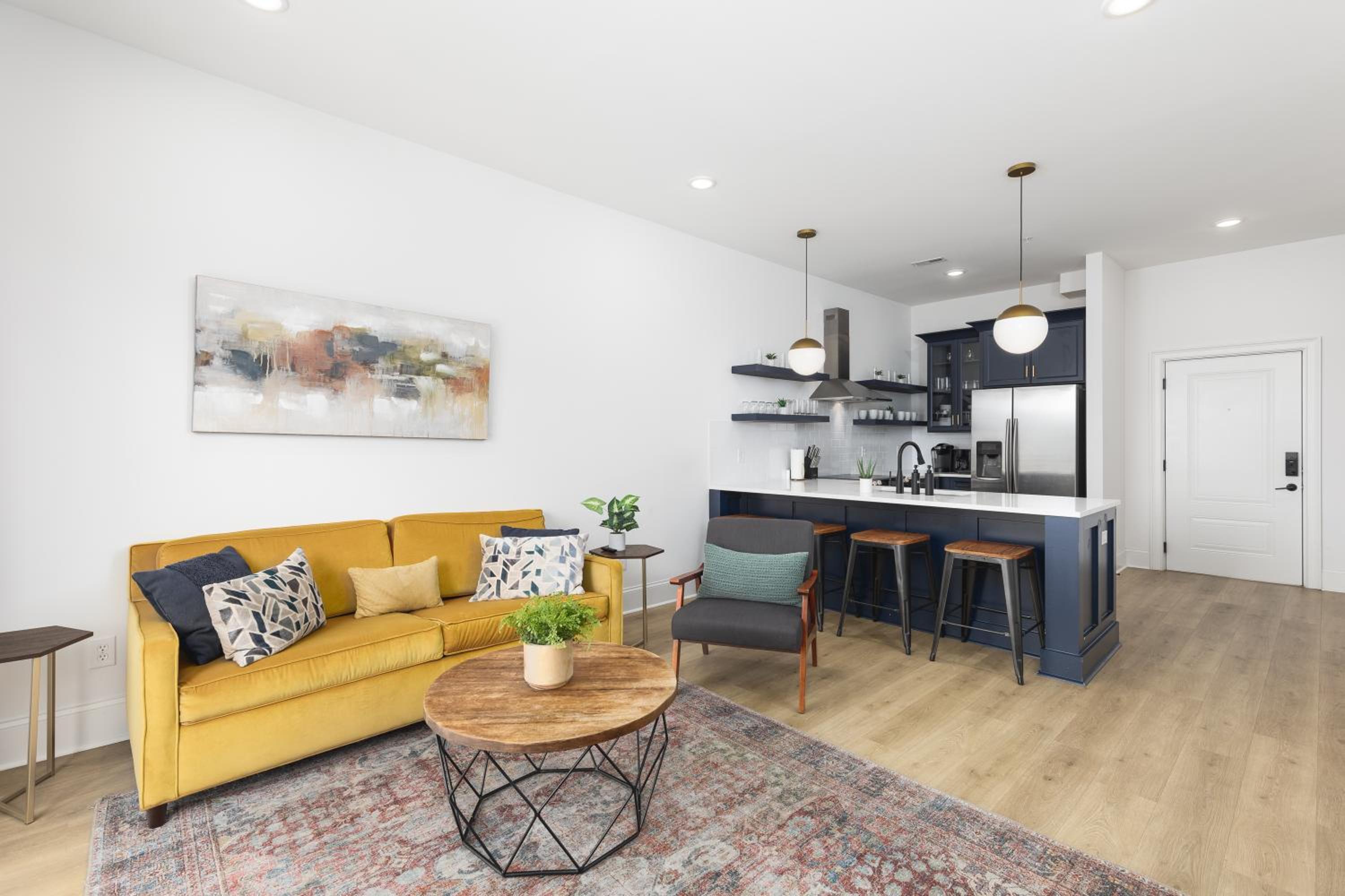 Tranquil Haven Close to Broadway with Free Parking view 4