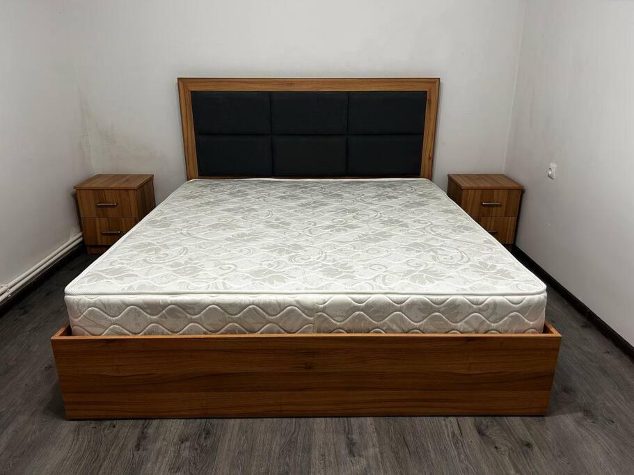 1Cosy apartment near airport EVN
