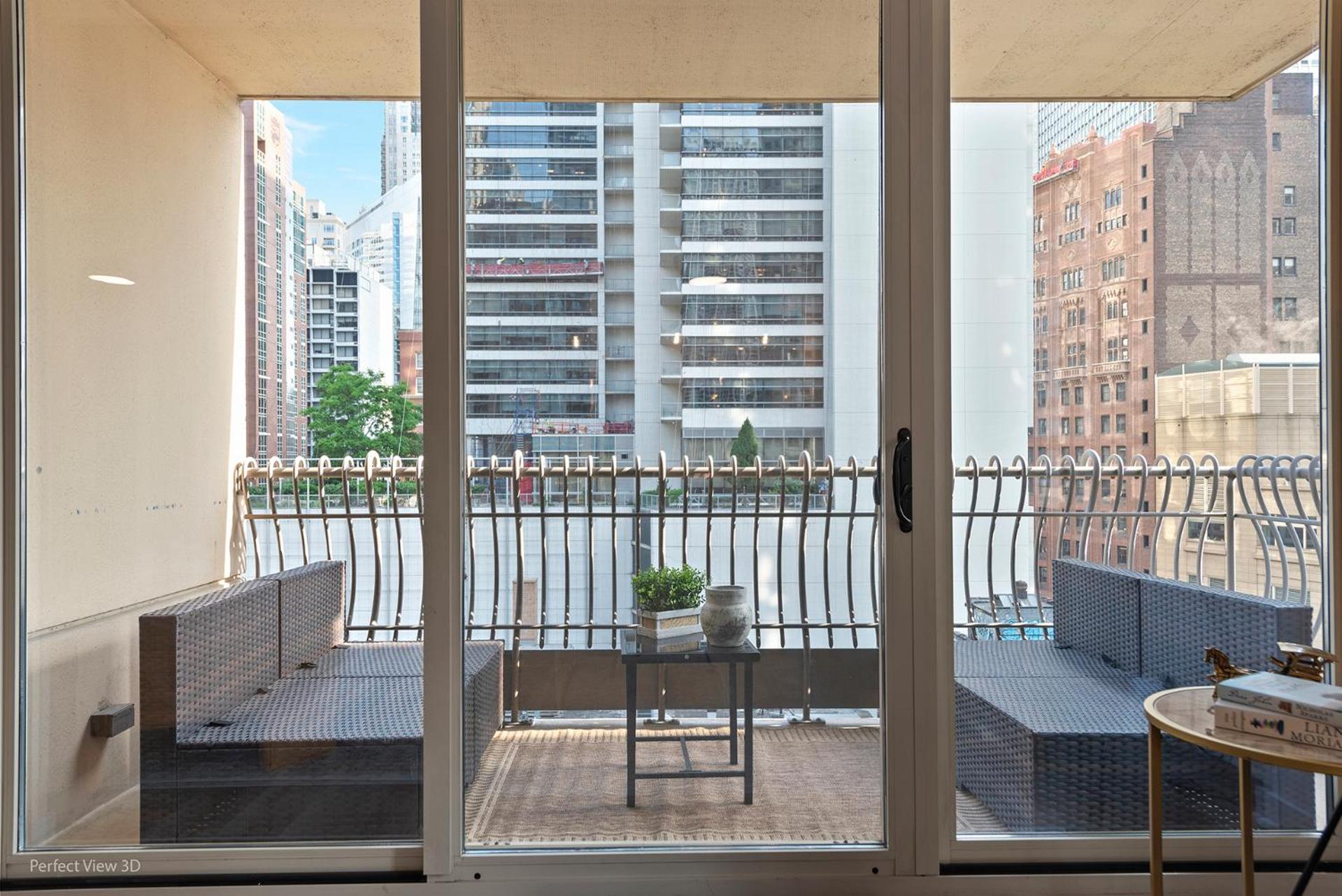 The Bernardin Gold Coast Luxury Apartments Near Magnificent Mile