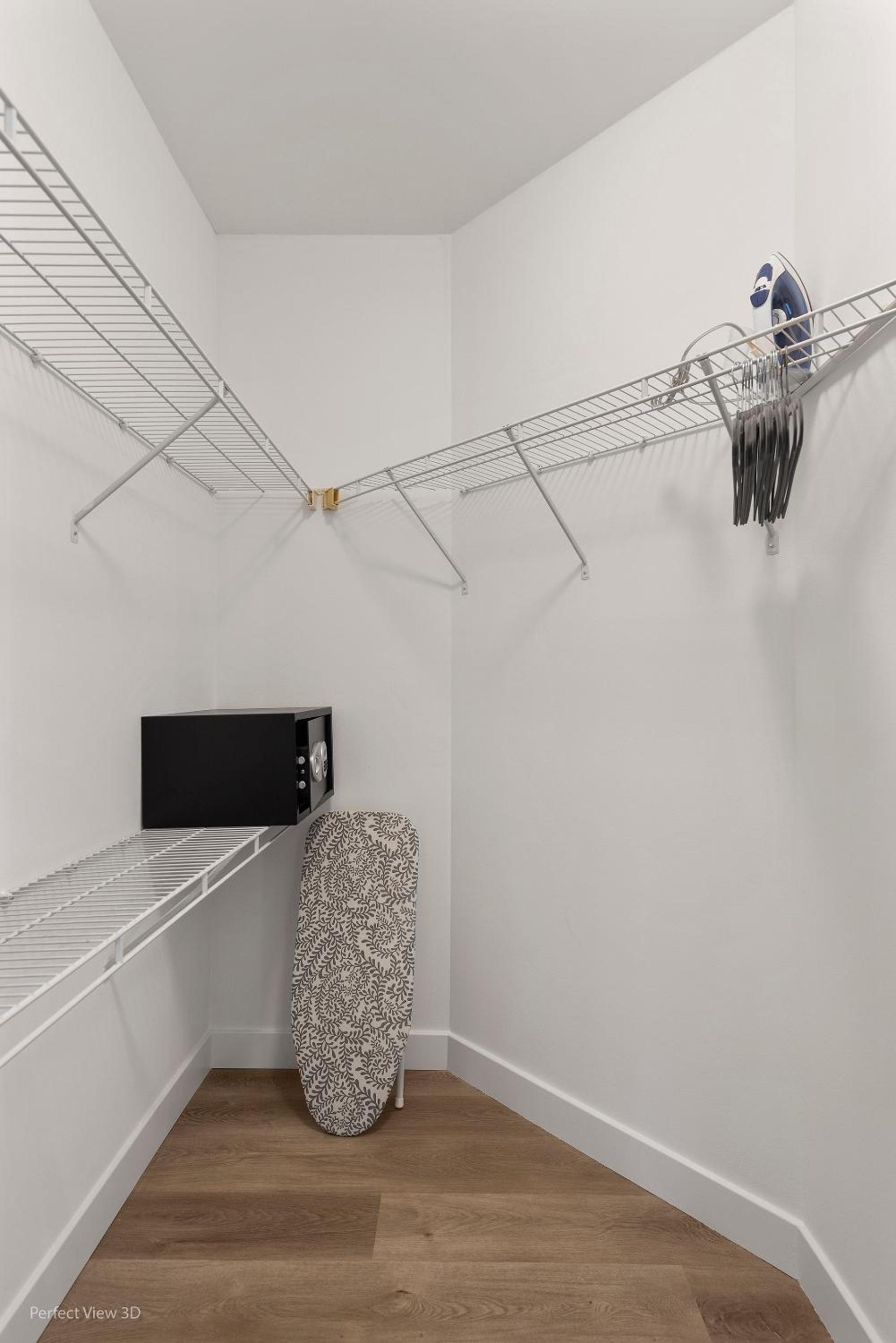 The Bernardin Gold Coast Luxury Apartments Near Magnificent Mile