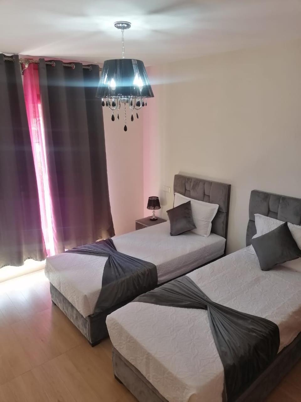Magnifique appartement Les perles de marrakech lux avec 2 piscines