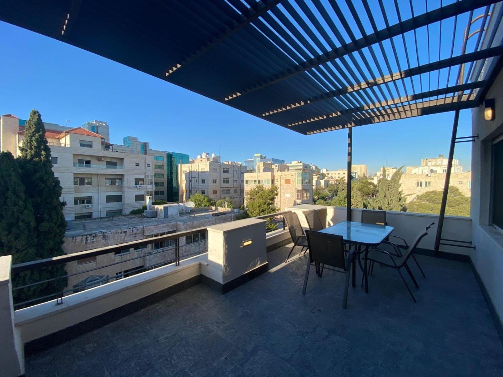 No7 Boutique Apartments view 3
