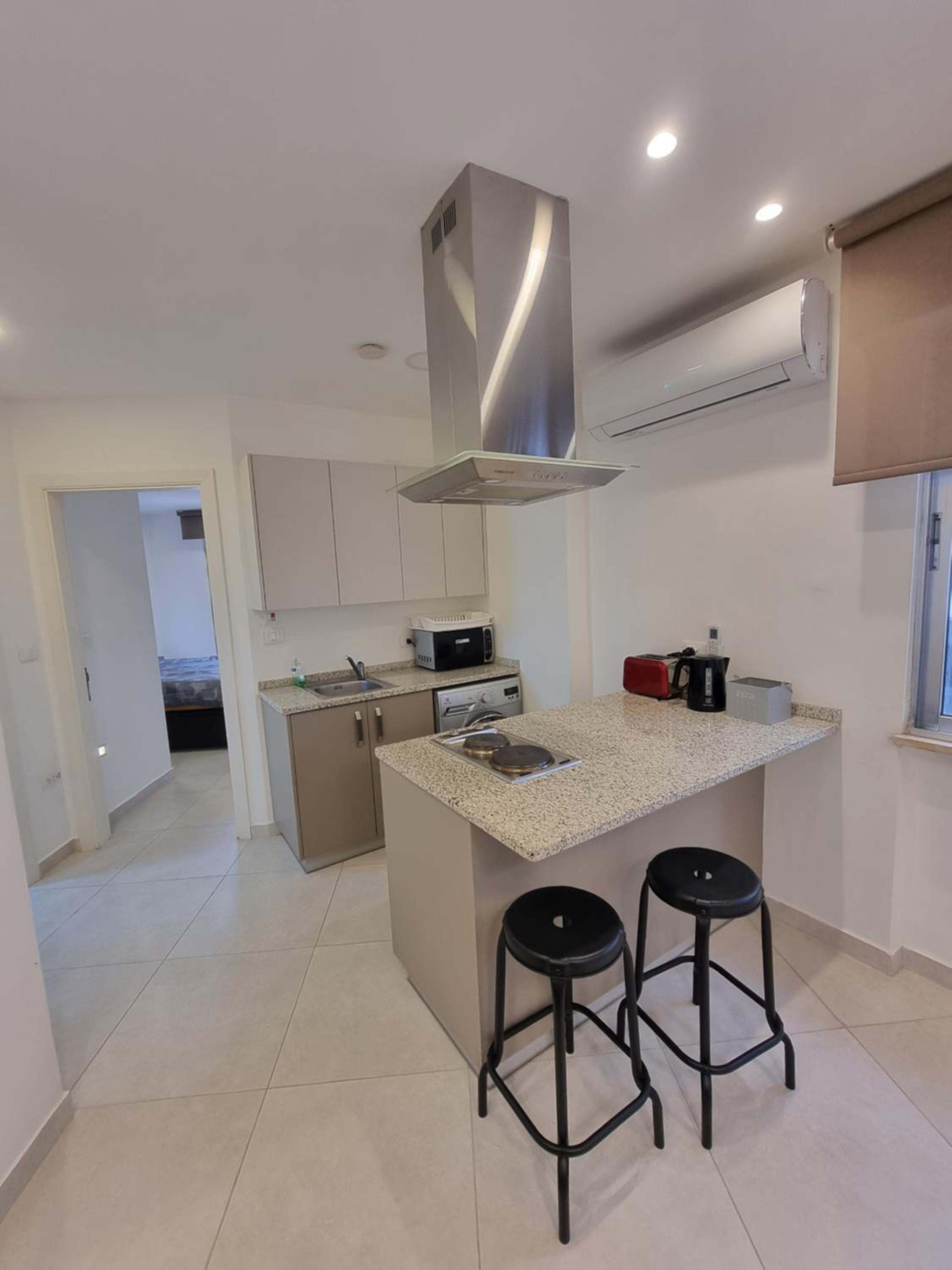 No7 Boutique Apartments view 4