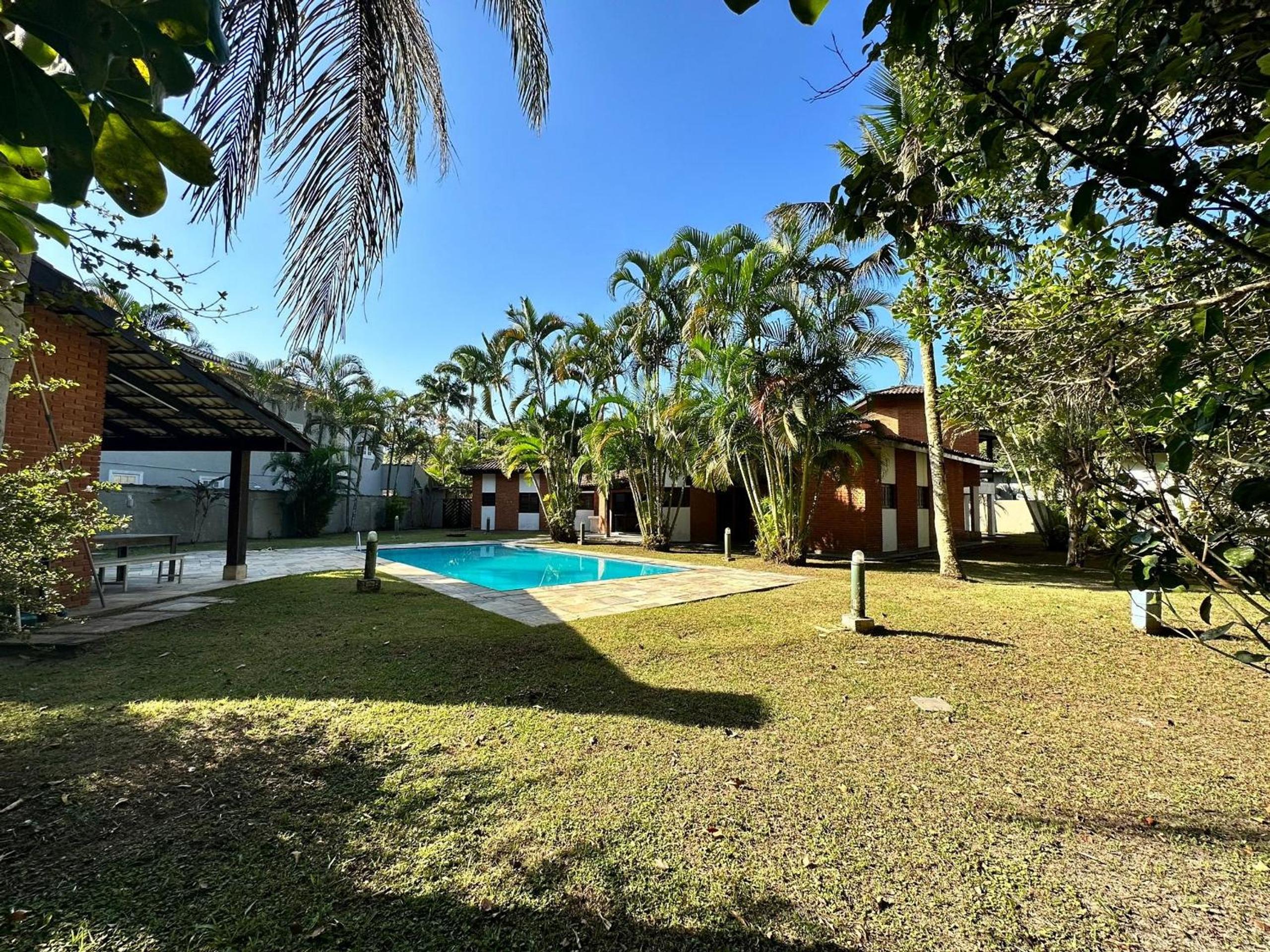 Casa 5 suítes, Piscina e Churrasqueira na Riviera em Bertioga