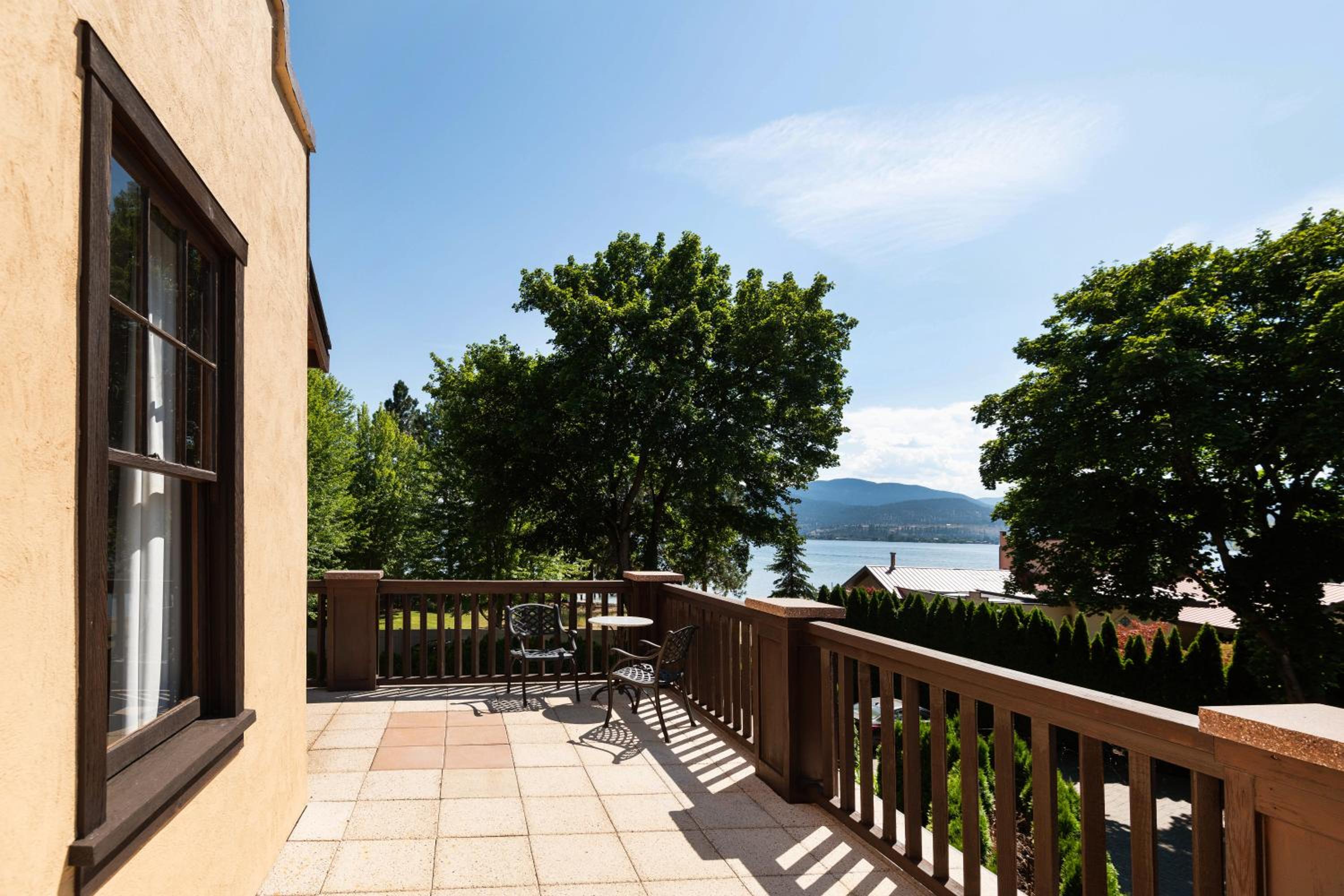 Naramata Inn