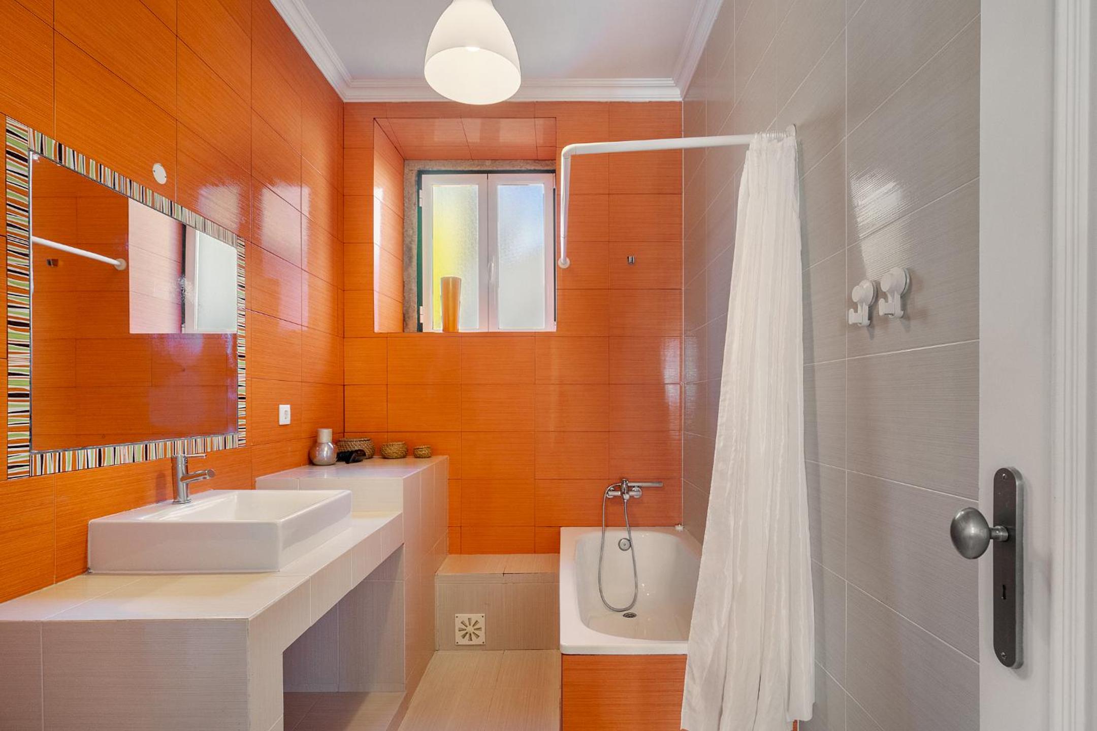 WHome Urban Comfort: 1-BR near Airport & Train Station view 3