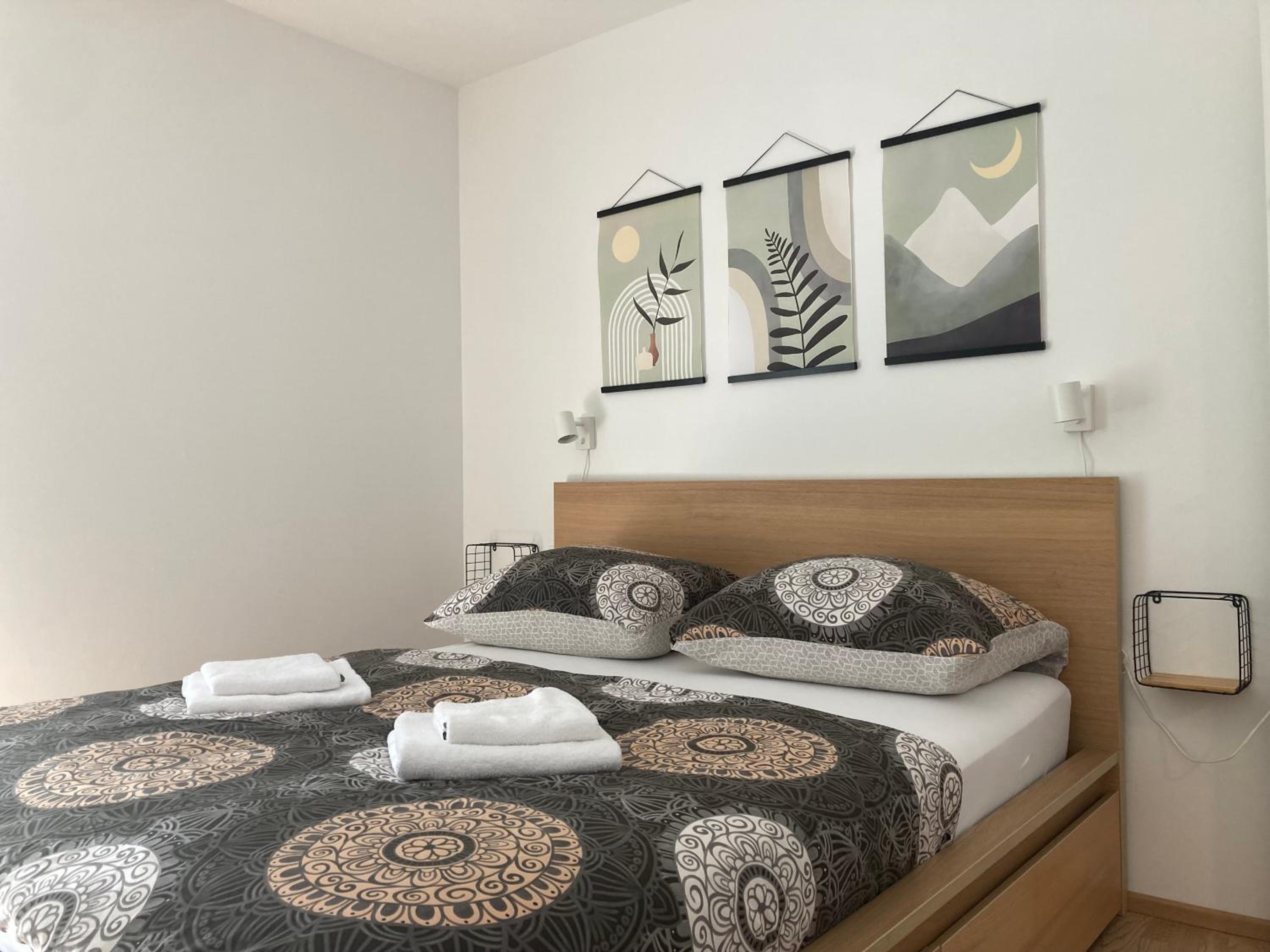 Promenade by BestChoice - Self Check-in with Parking Option