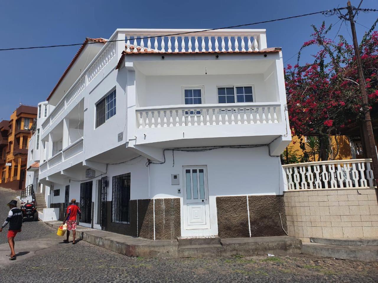 Seaview Apartment