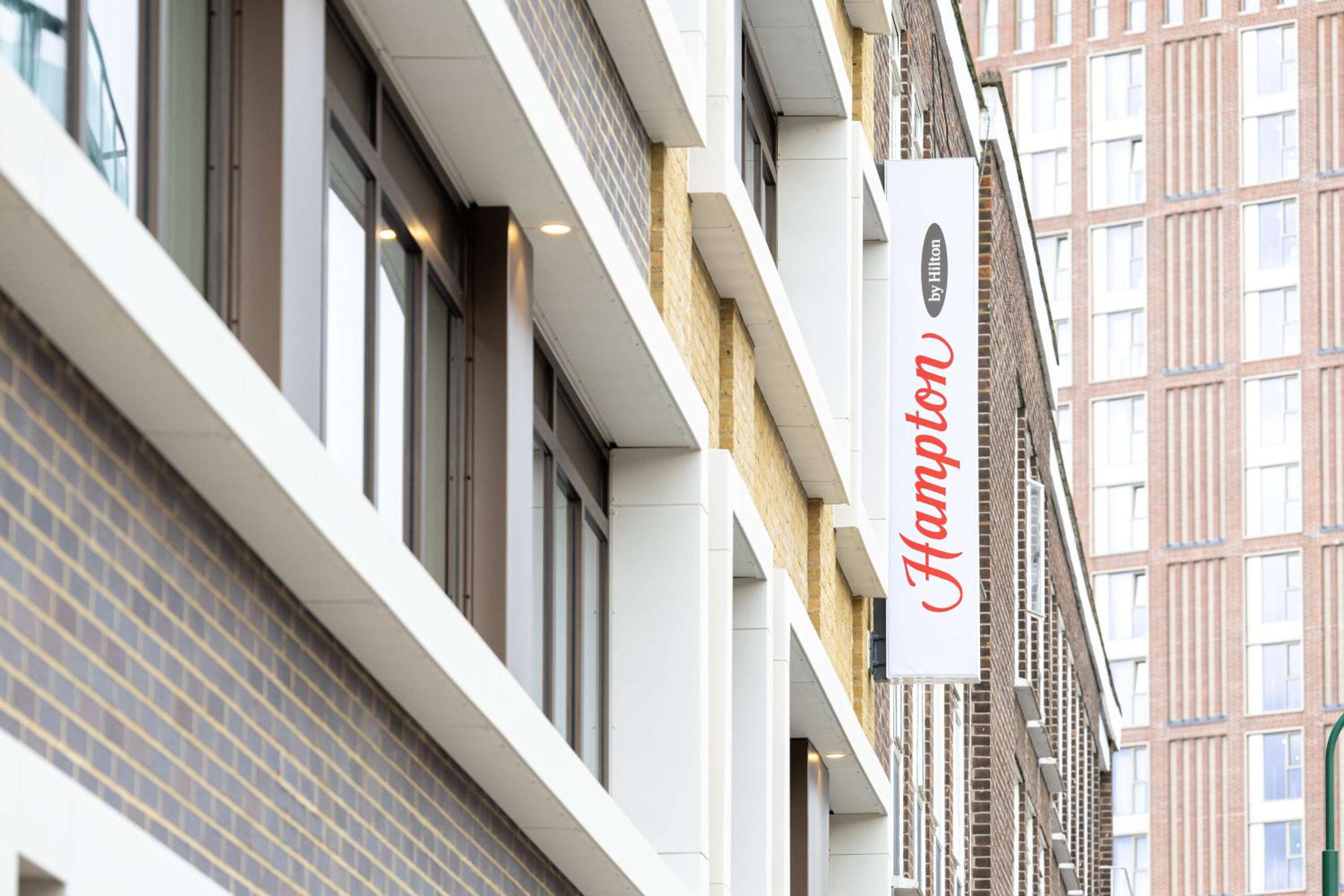 Hampton By Hilton London City-2