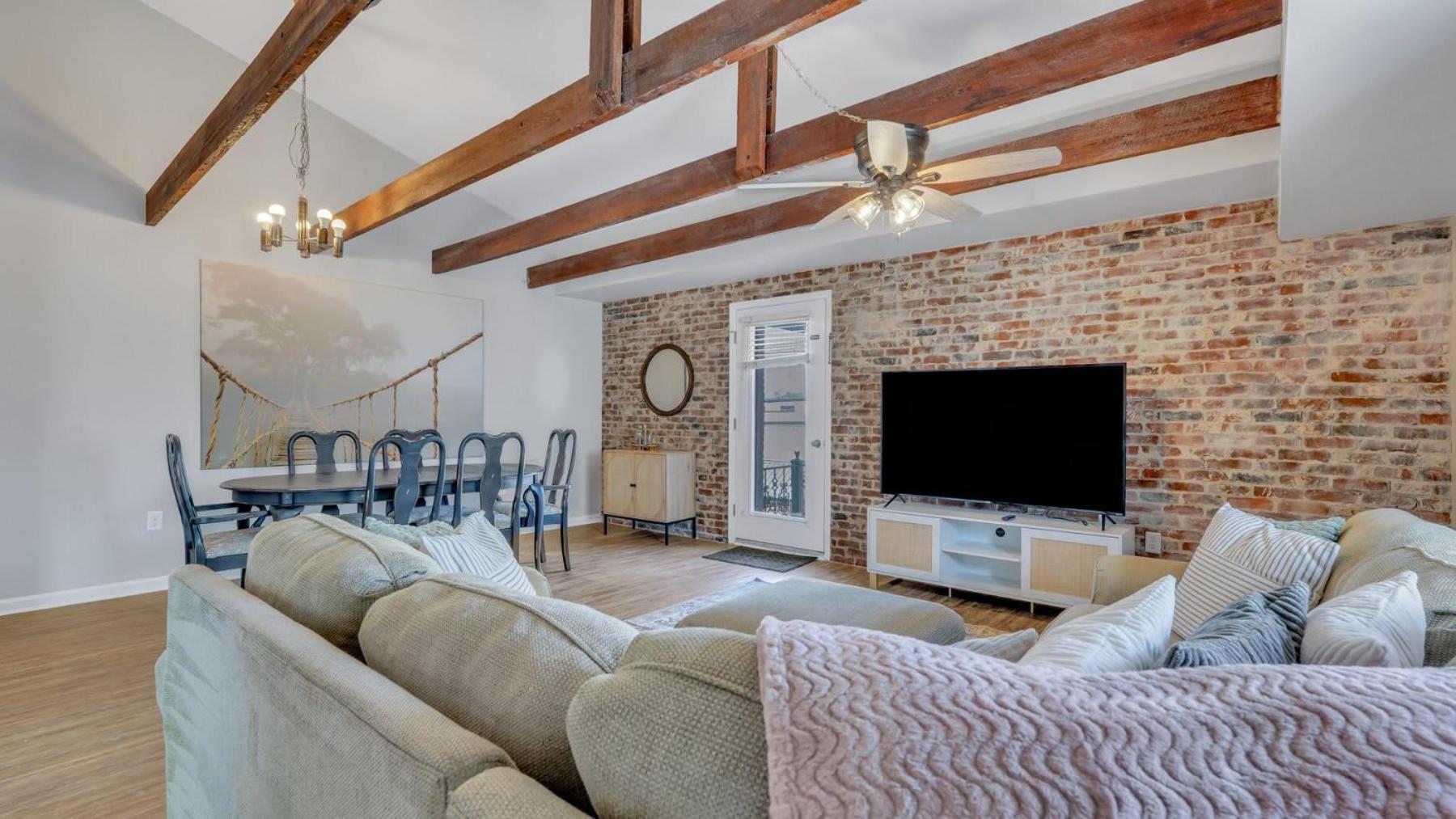 Statesboro Vacations - Eagle's Roost Retreat - Near GSU - Property Image 1