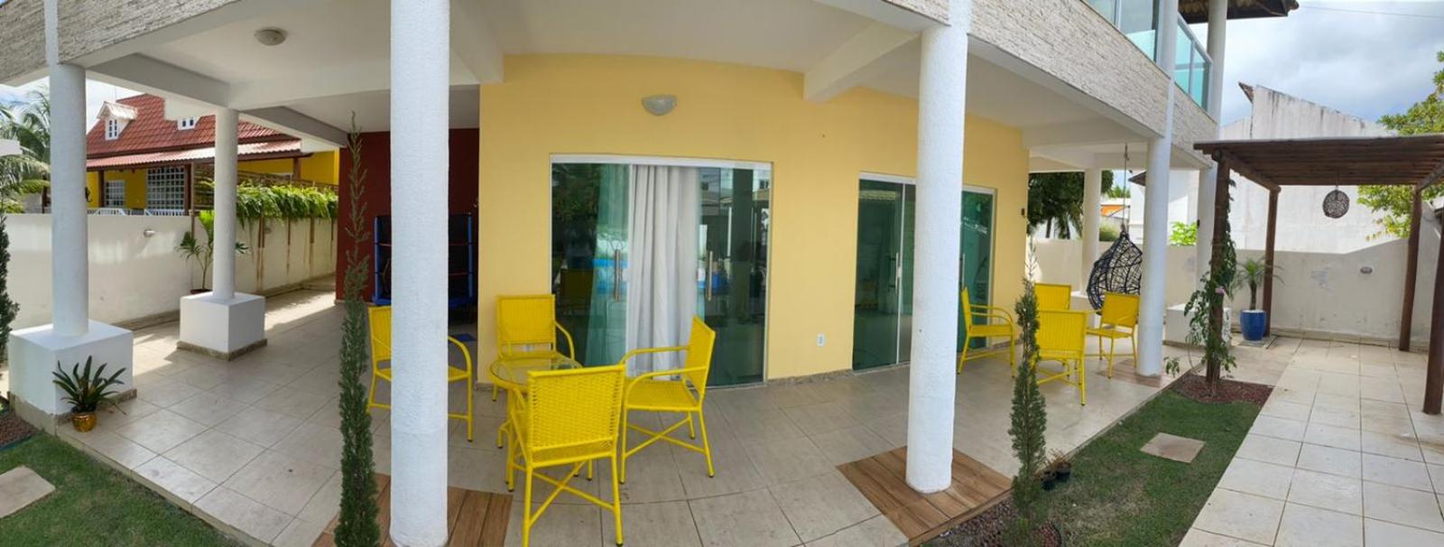 Casa amarela