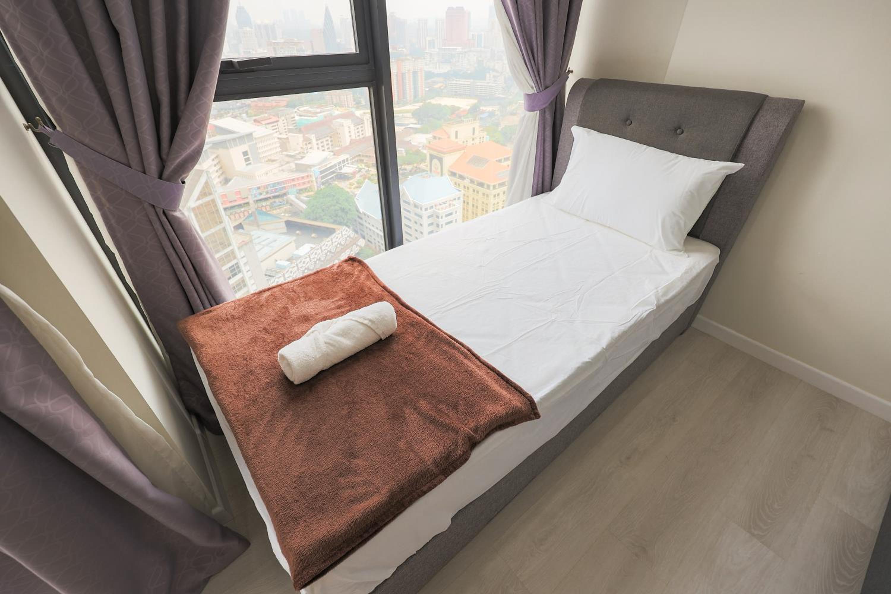 ExpressionZ Suites KLCC by EC