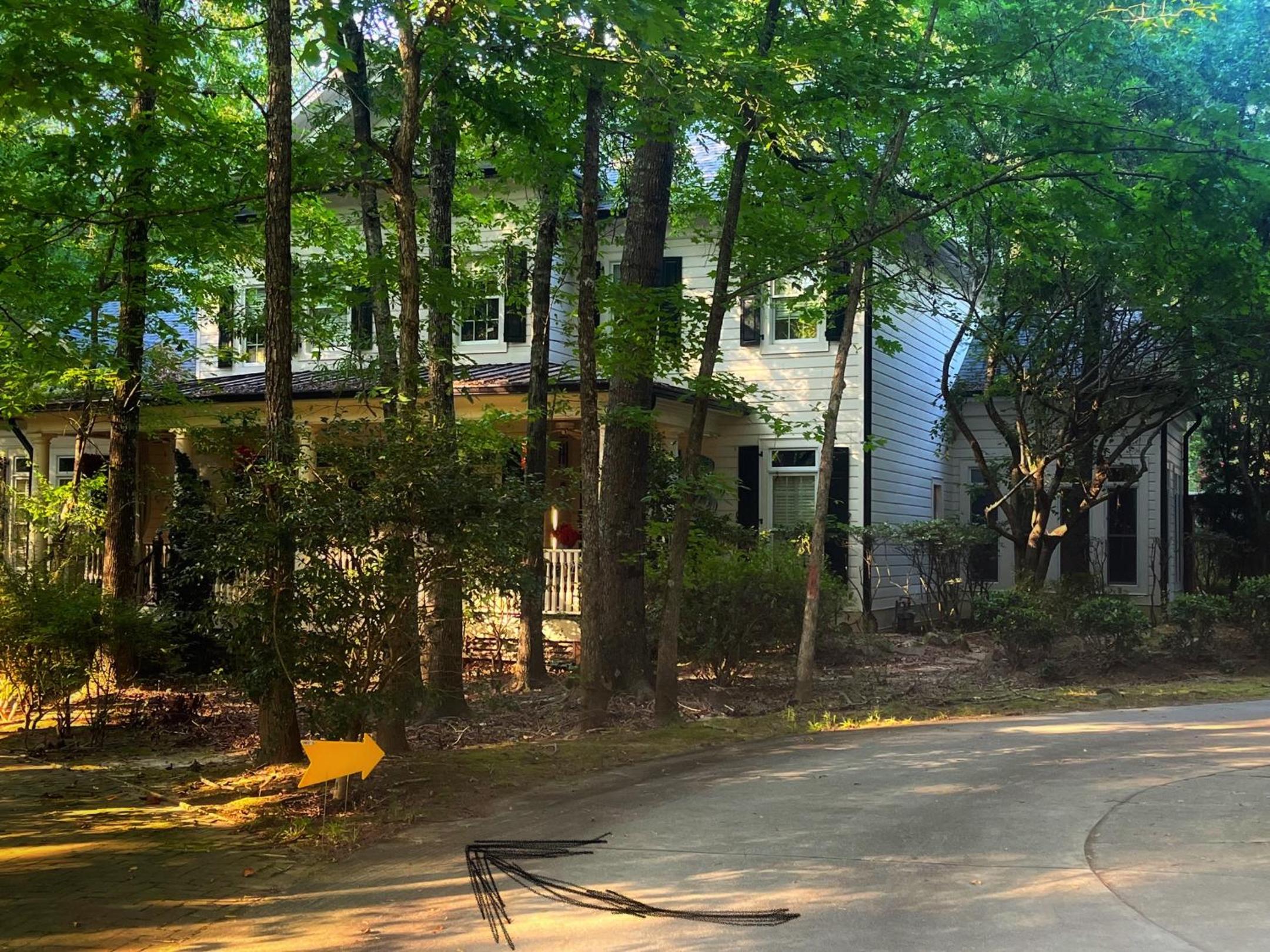 Private Studio in Covington, Hollywood of South view 2