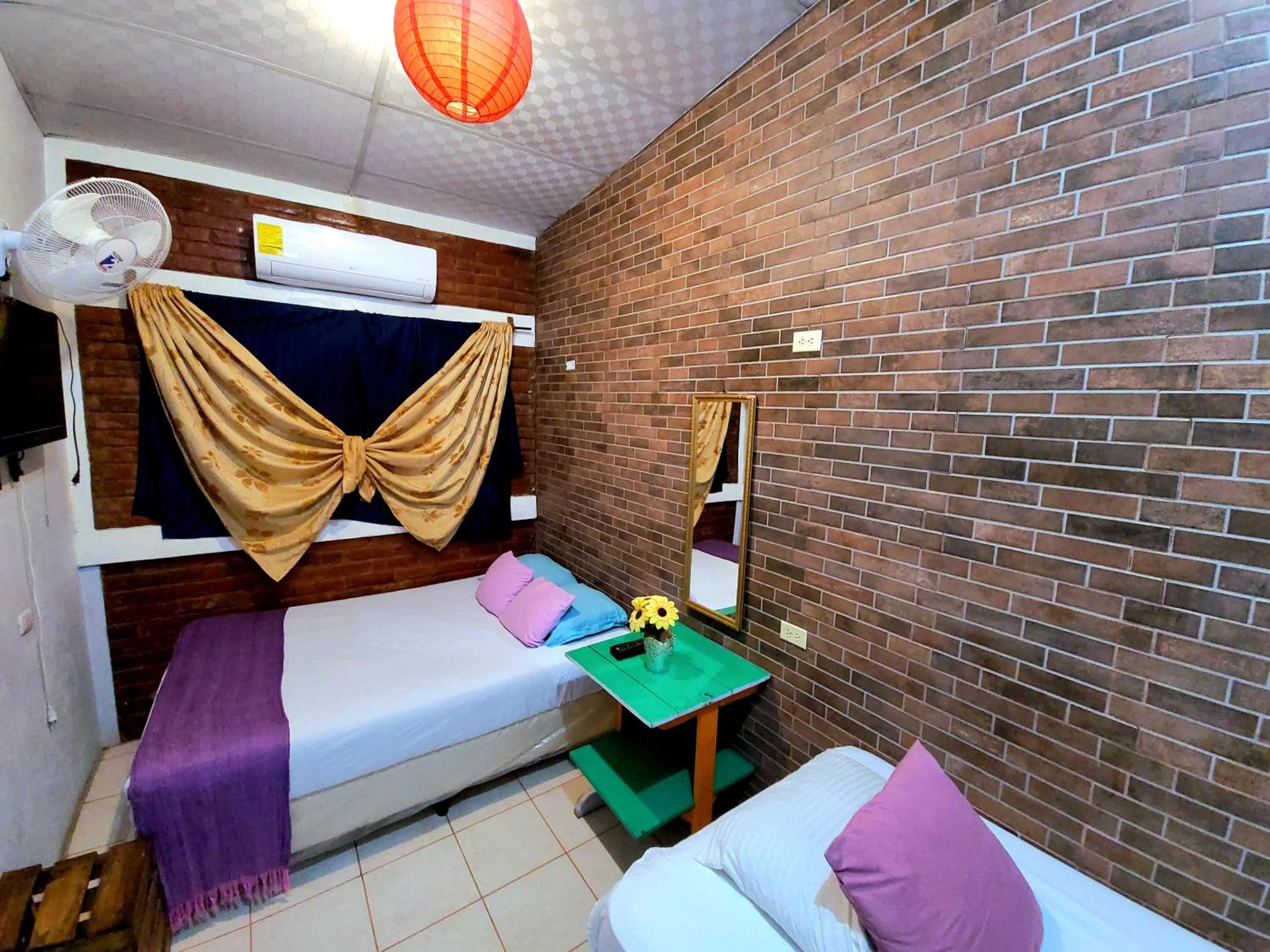 Hostal Leyendas