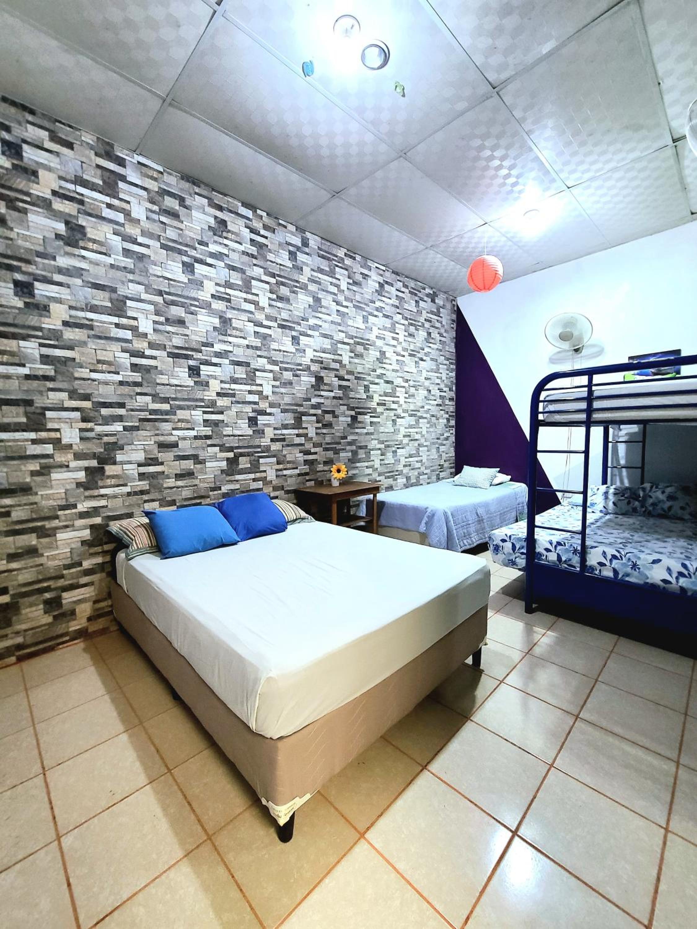 Hostal Leyendas