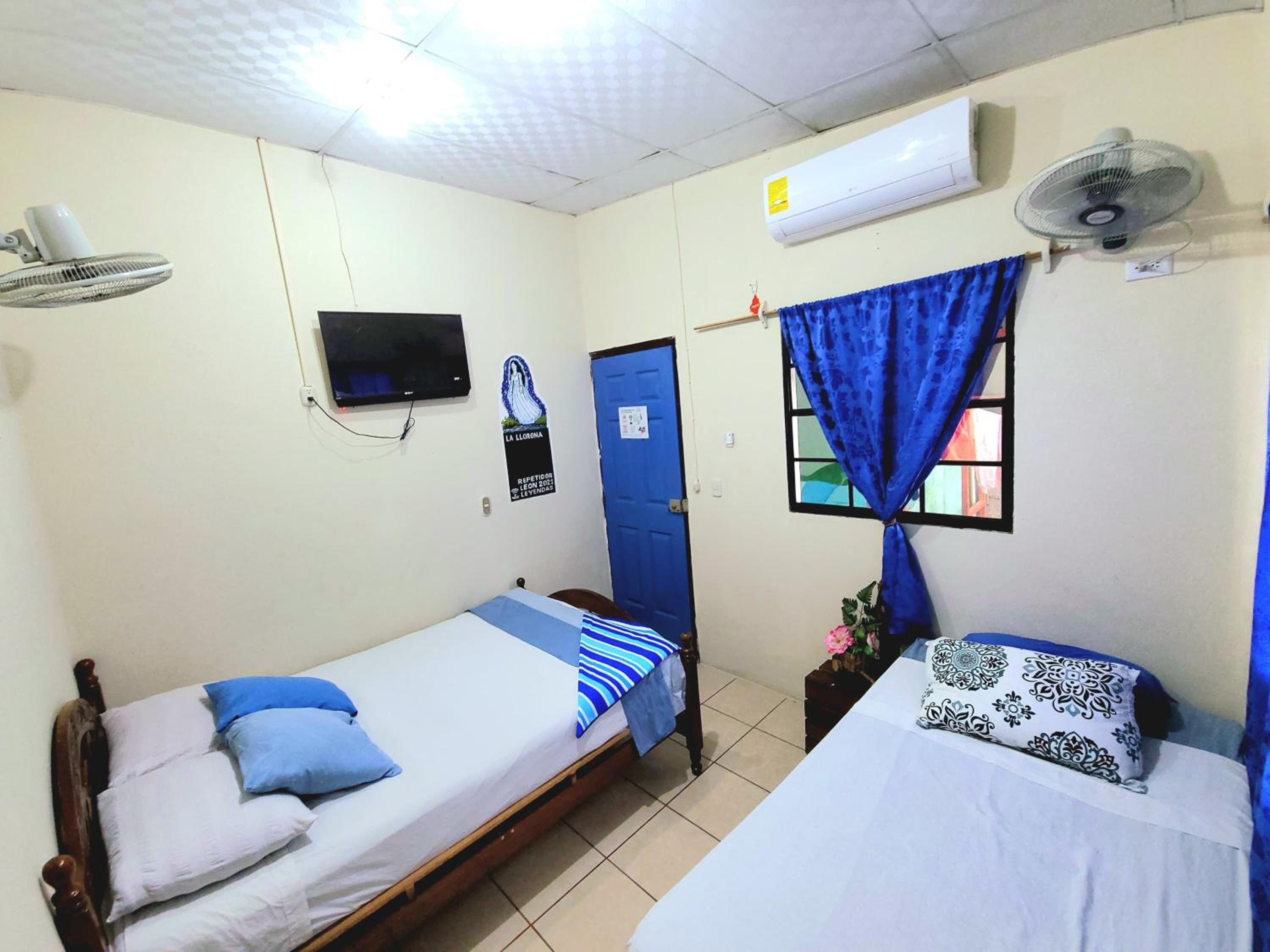 Hostal Leyendas