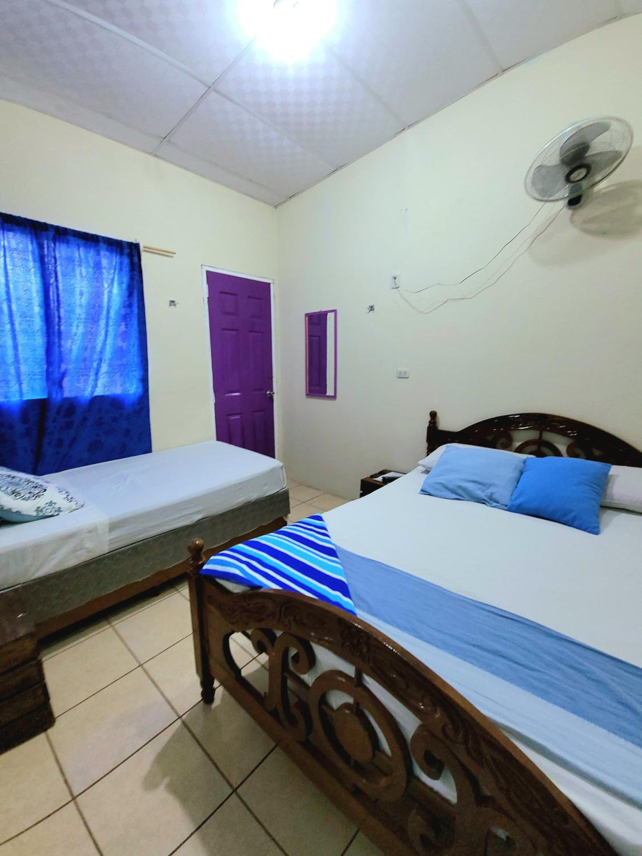 Hostal Leyendas