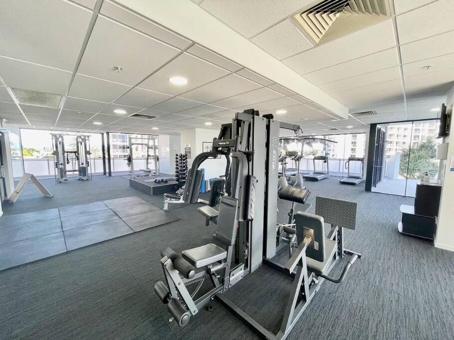 24th floor Luxury, The Wave Broadbeach