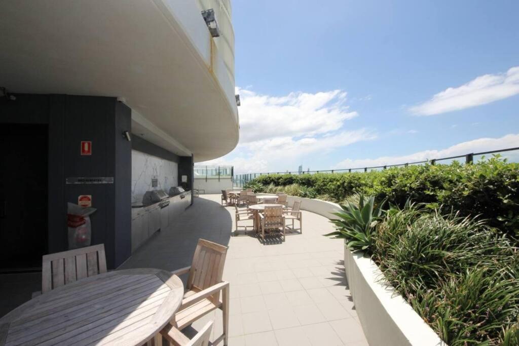 24th floor Luxury, The Wave Broadbeach