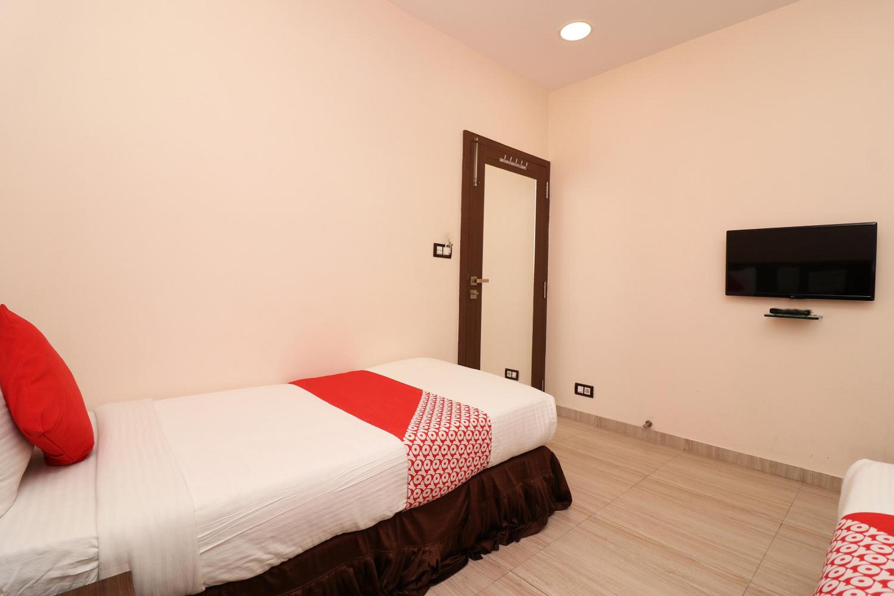 Photo 7